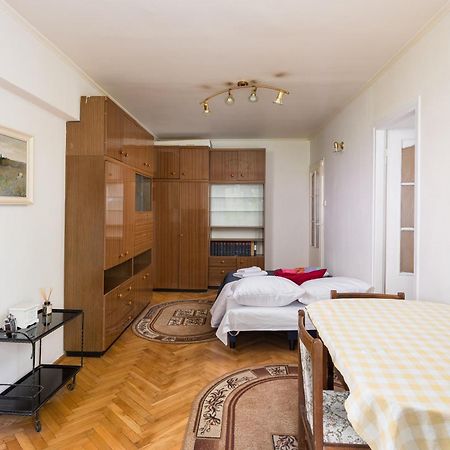 Wola Mila Standard Apartment 바르샤바 외부 사진